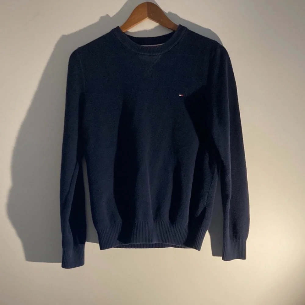 Tommy Hilfiger Knit Sweater - Picture 1 of 2